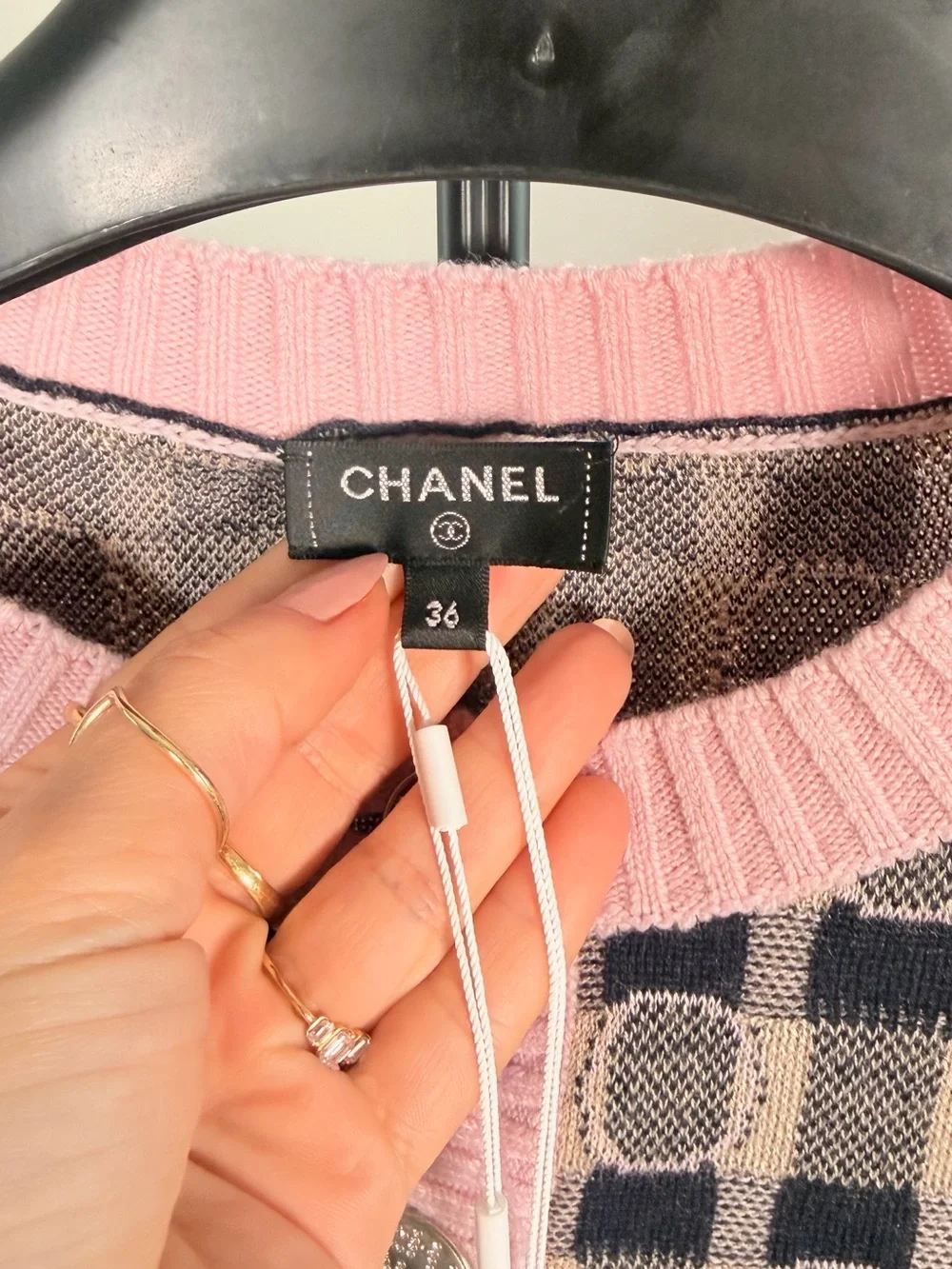CHANEL Cashmere Shift Dress – 21B Collection (Pre-Fall 2021)